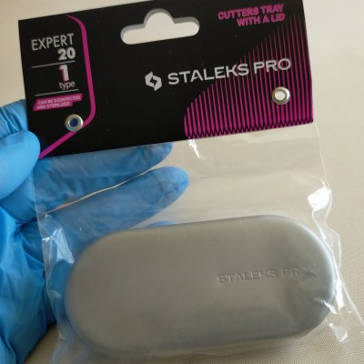 STALEKS CUTTERS TRAY WITH A LID EXPERT 20 TYPE 1